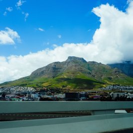Vista de Ciudad del Cabo con Table Mountain al fondo