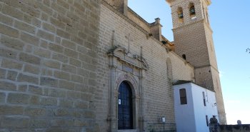 Panorámica de Osuna con la Colegiata renacentista y la antigua Universidad en lo alto del cerro