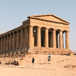 Templo griego de la Concordia en el Valle de los Templos de Agrigento, Sicilia