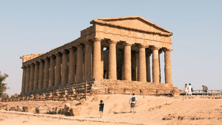 Templo griego de la Concordia en el Valle de los Templos de Agrigento, Sicilia